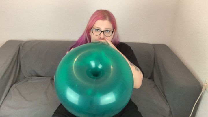 Blow to Pop Green Geo-Donut