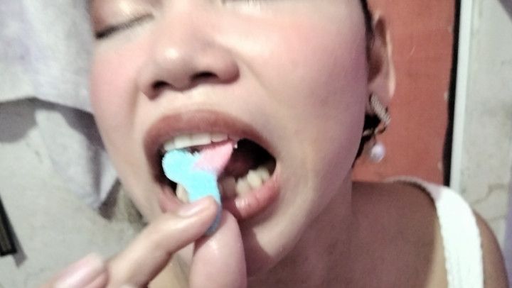 Vore candies get swallowed alive. See into my sexy mouth