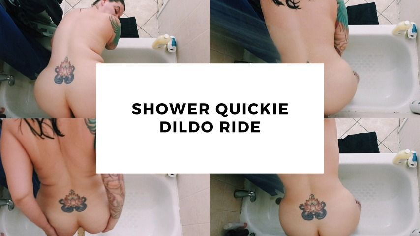 Shower Quickie Dildo Ride