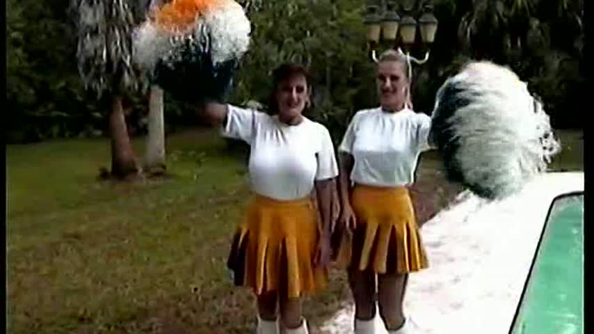 Wet Cheerleaders Lana and Teresa