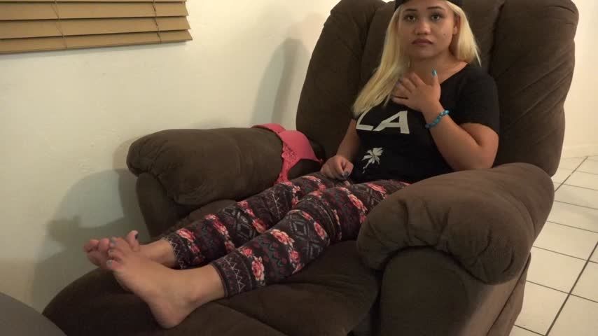 Rose Yoga Pants Toejob