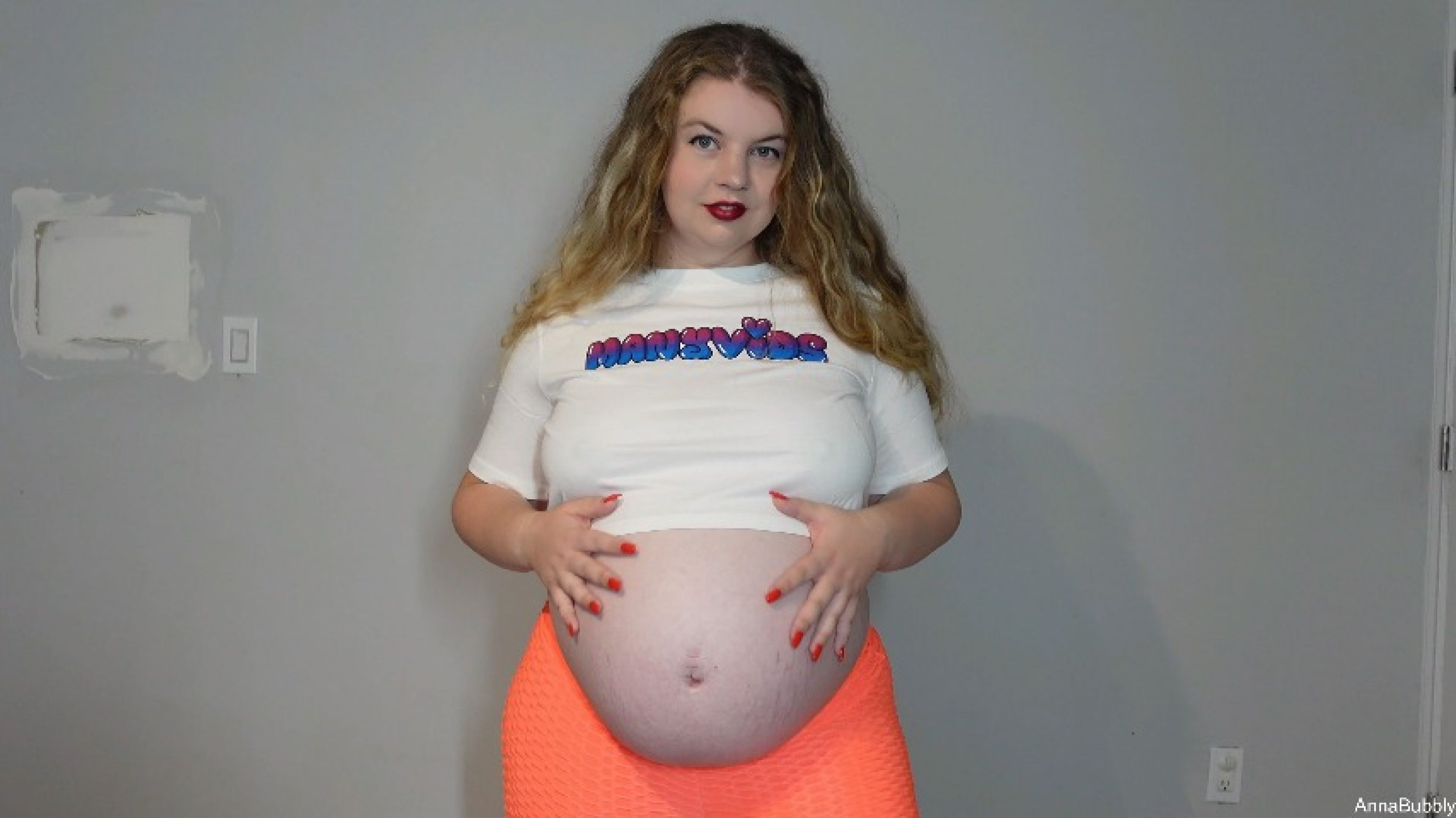 Pregnant ManyVids Gear Haul