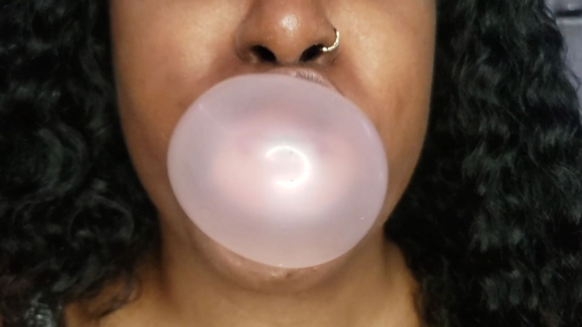 Bubble Gum Blow &amp; Pop