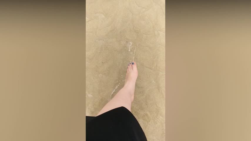 Wet outdoor feet