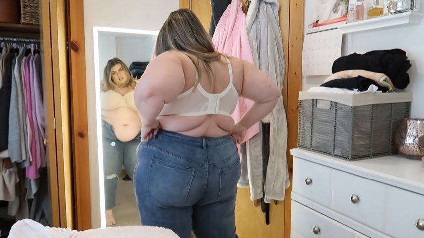 BBW CHLOE: picking my outfit