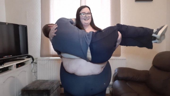 SSBBW CAN SHE BE LIFTED &amp; CAN SHE LIFT