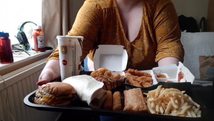 SSBBW MEGA MCDONALD'S STUFFING SESSION