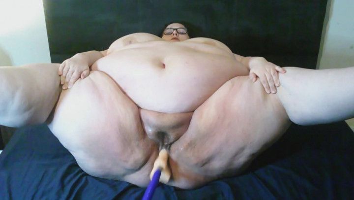 SSBBW FUCKED BY FUCK MACHINE COMPILATION