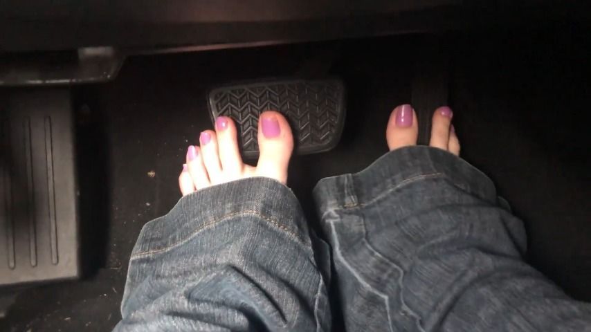 Driving barefoot with long jeans