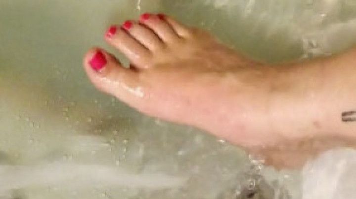 Foot bath