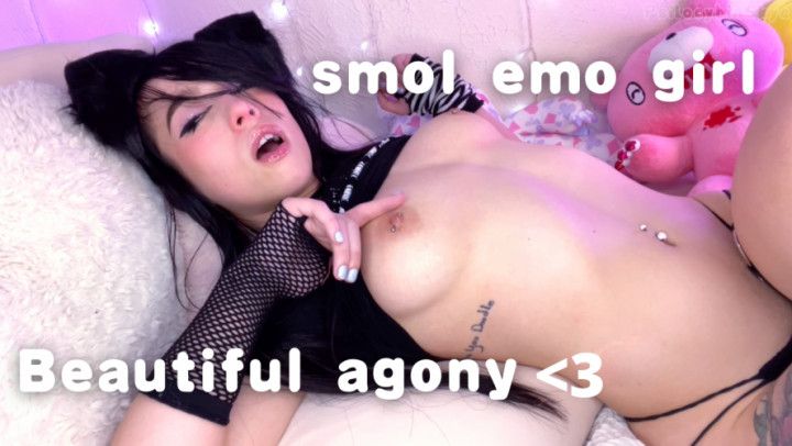 smol emo girl | Beautiful Agony