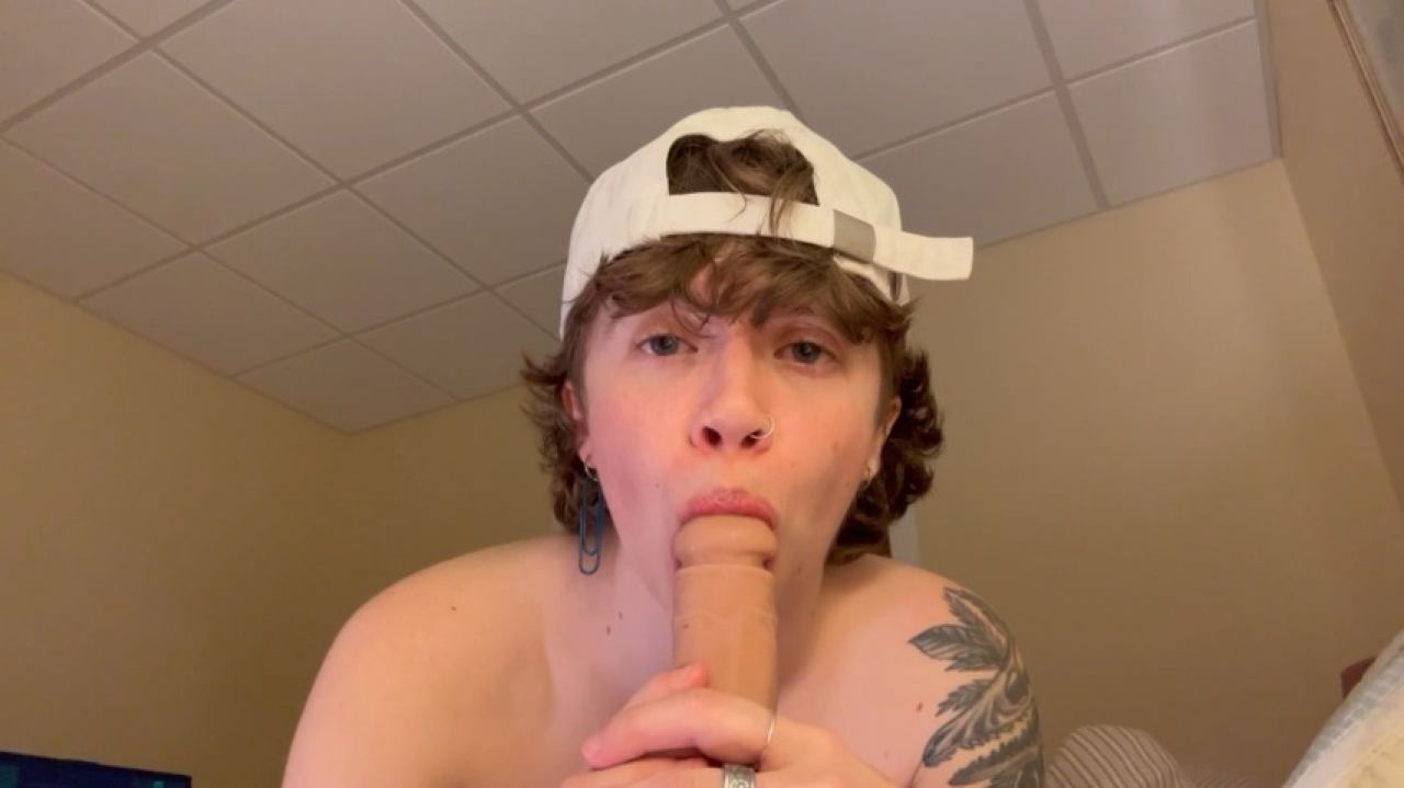 SKATER BOY CONVINCES YOU TO THROAT FUCK THEM