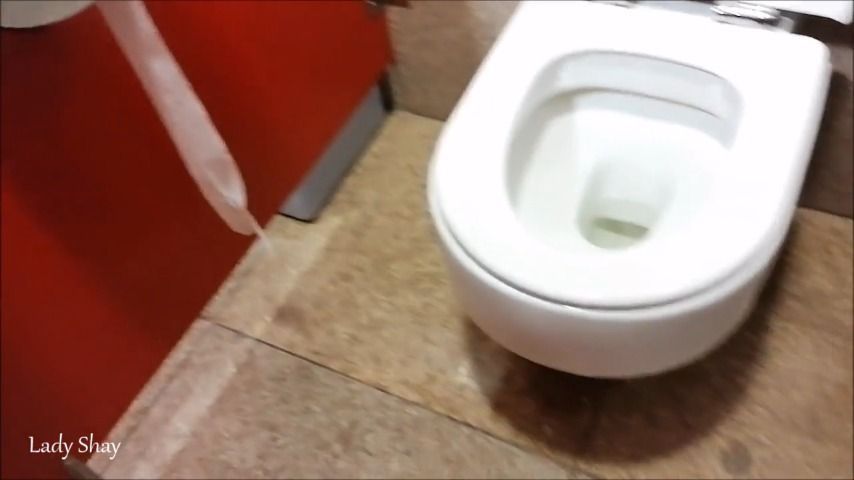 Damen Flughafen Toilette Spanien