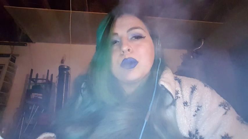 BBW Smoking