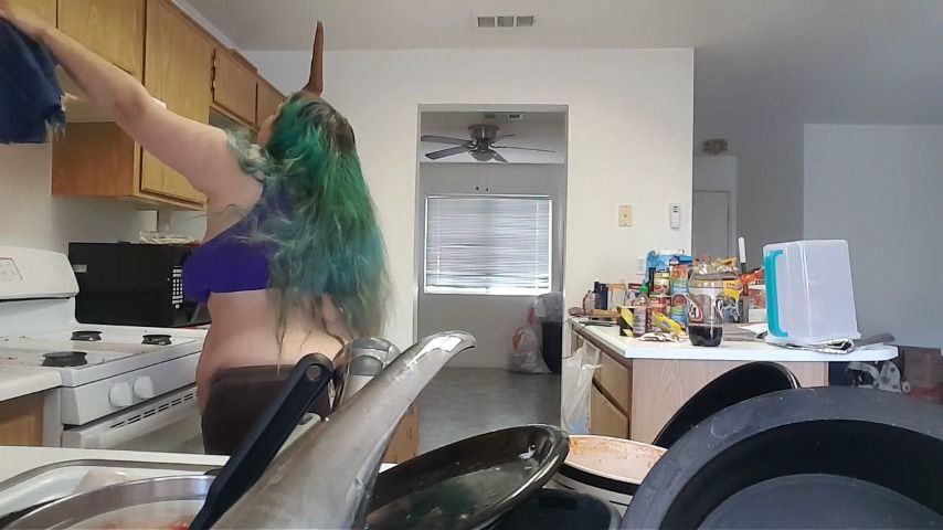 SSBBW Morning Chores pt1