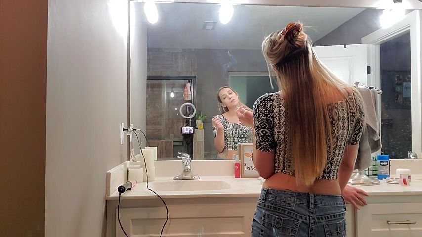 4k Curling my Long Blonde Hair