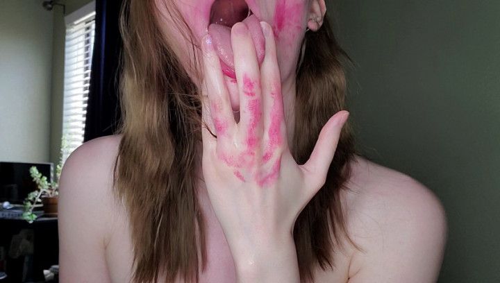 Finger my Face-Pussy &amp; Smear my Makeup