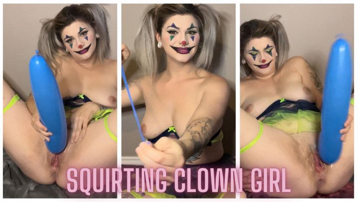 Squirting Clown Girl Masturbates With Balloons