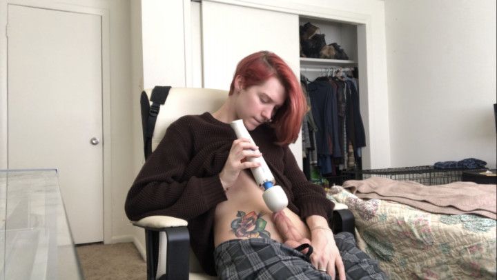 I candidly and cozily play with the wand