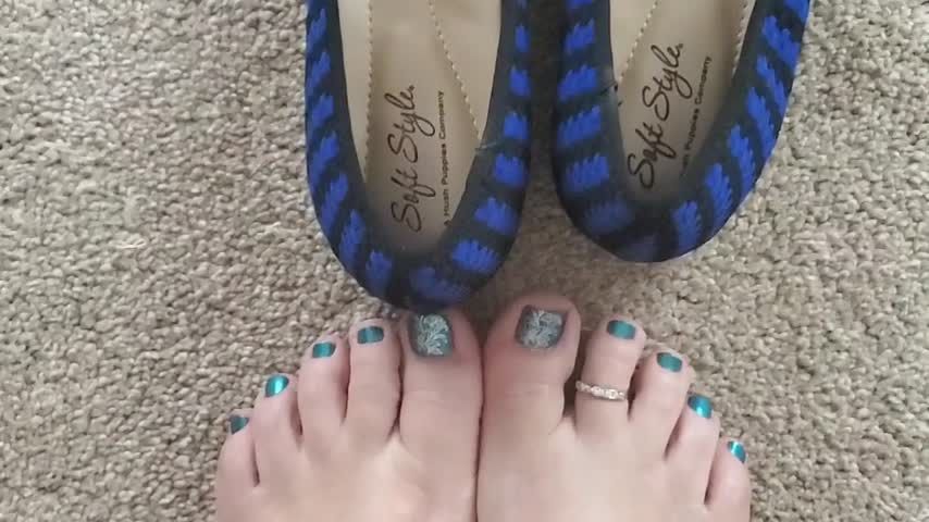 Smelly Blue Flats Dangle JOI