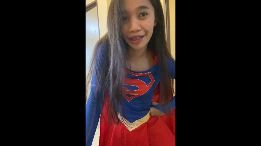 MEAN SUPERGIRL