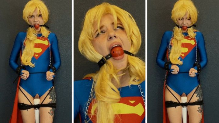 Classic Supergirl - Submission slut