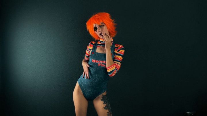 Chucky Cosplay - Ass Shaking