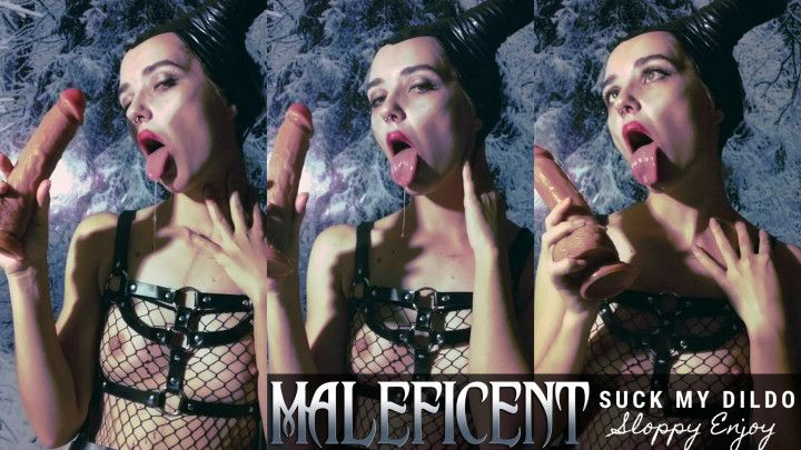 Maleficent cosplay:  suck my dildo