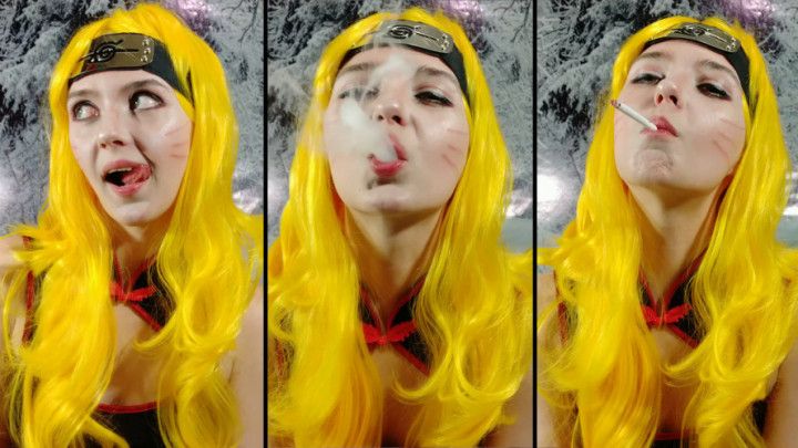 Naruto cosplay: sexy smoking
