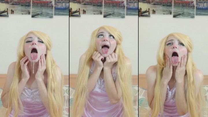 Rapunzel Cosplay: AhegaoFace