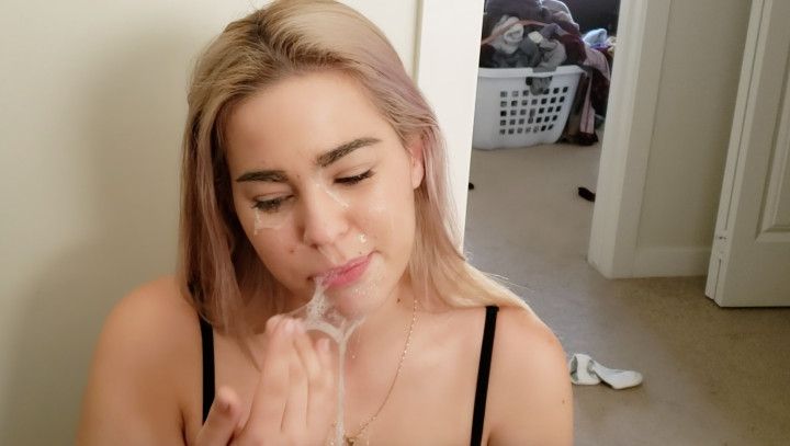 Quick Blowjob with FaceFuck Facial