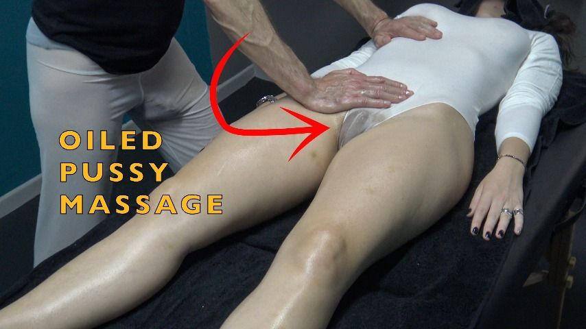 Oiled Pussy Massage in Hidden Camera