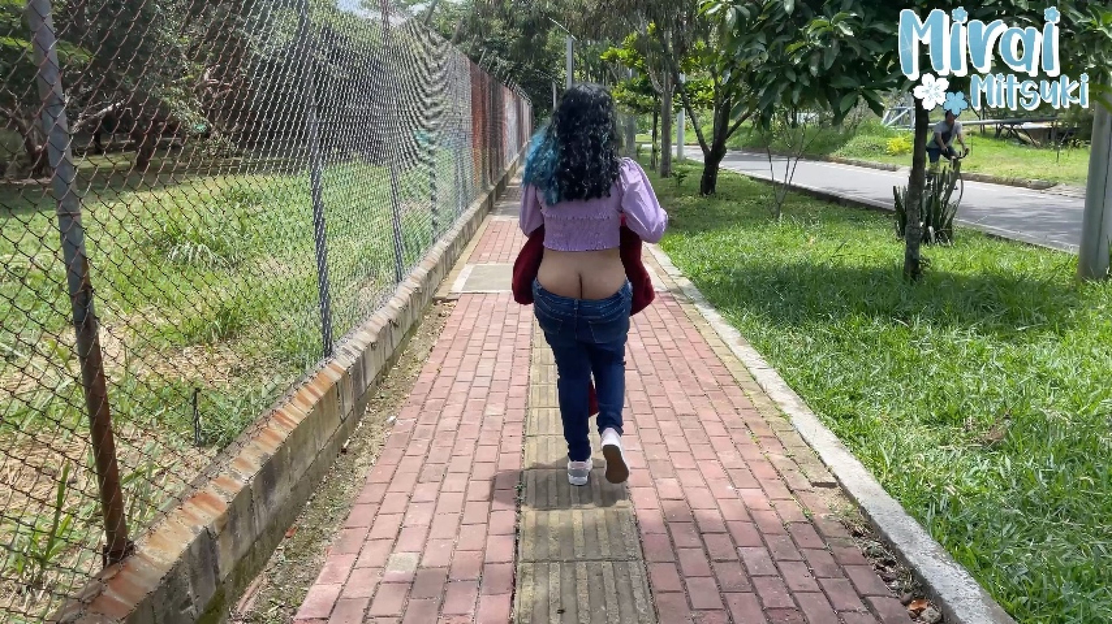 Buttcrack in the park