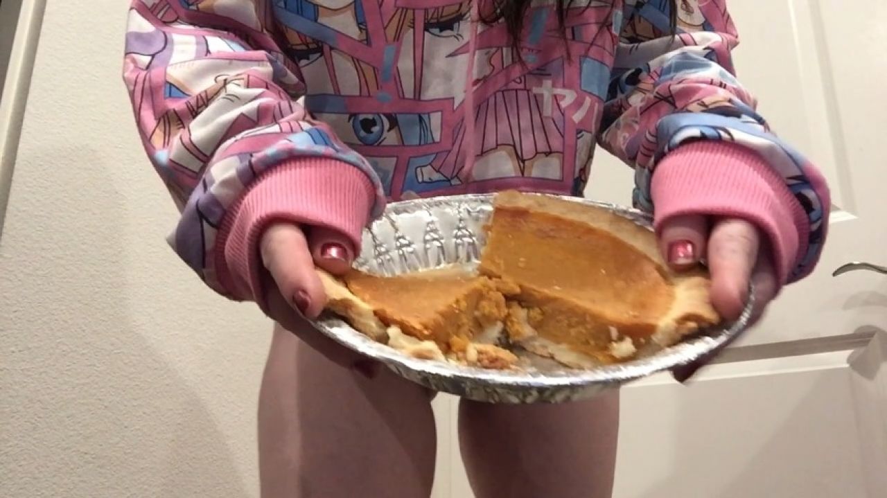 Verbal Humiliation College Girl Pee on loser Pumpkin Pie