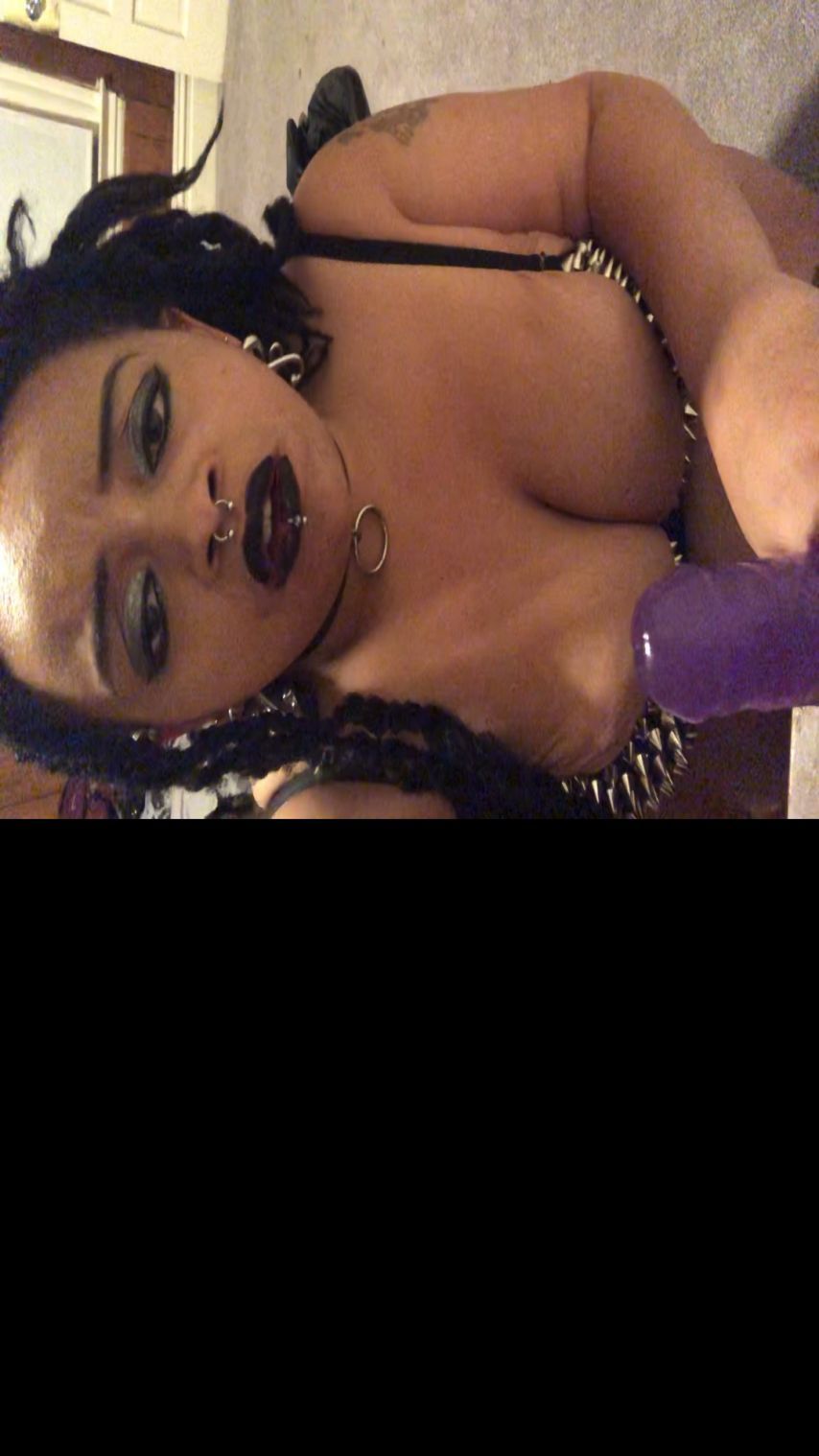 Black Goth BBW Oral Worship