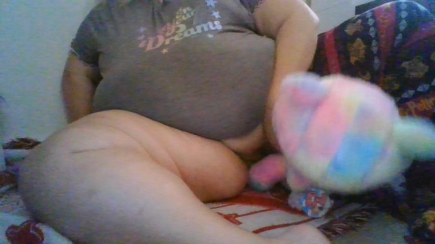 Li'l K plays w/ Gloomy Bear