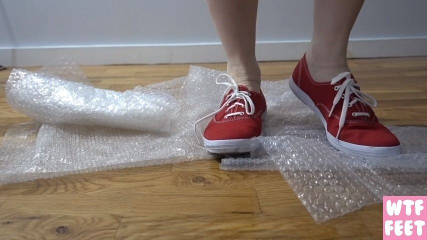 Keds vs. Bubble wrap