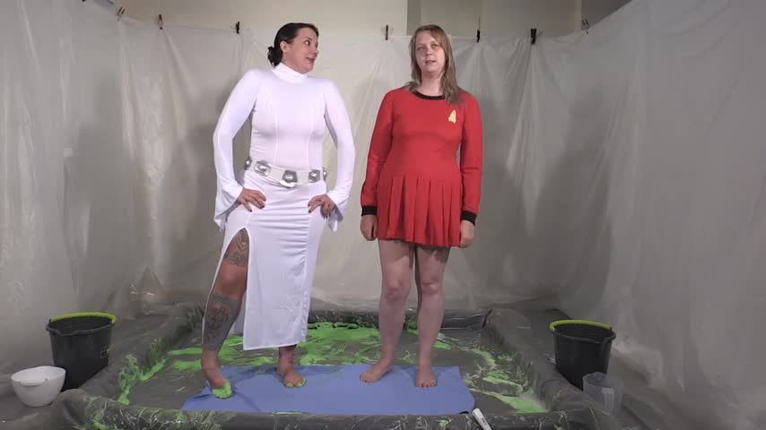 Lola and Jodie - scifi gunge