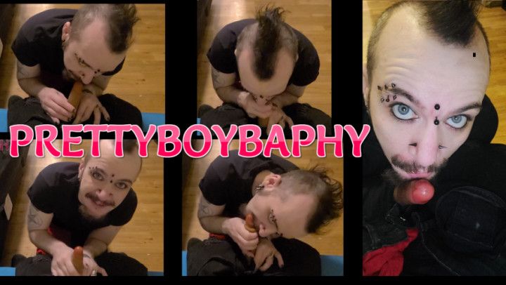 Goth Prettyboy Loves Giving You Blowjobs