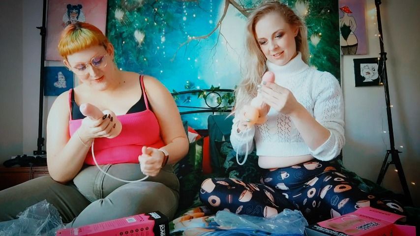 Dildo Unboxing With Hex And Michelle