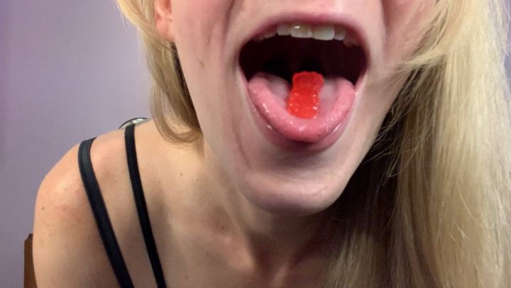 Giantess Licks Gummy Little