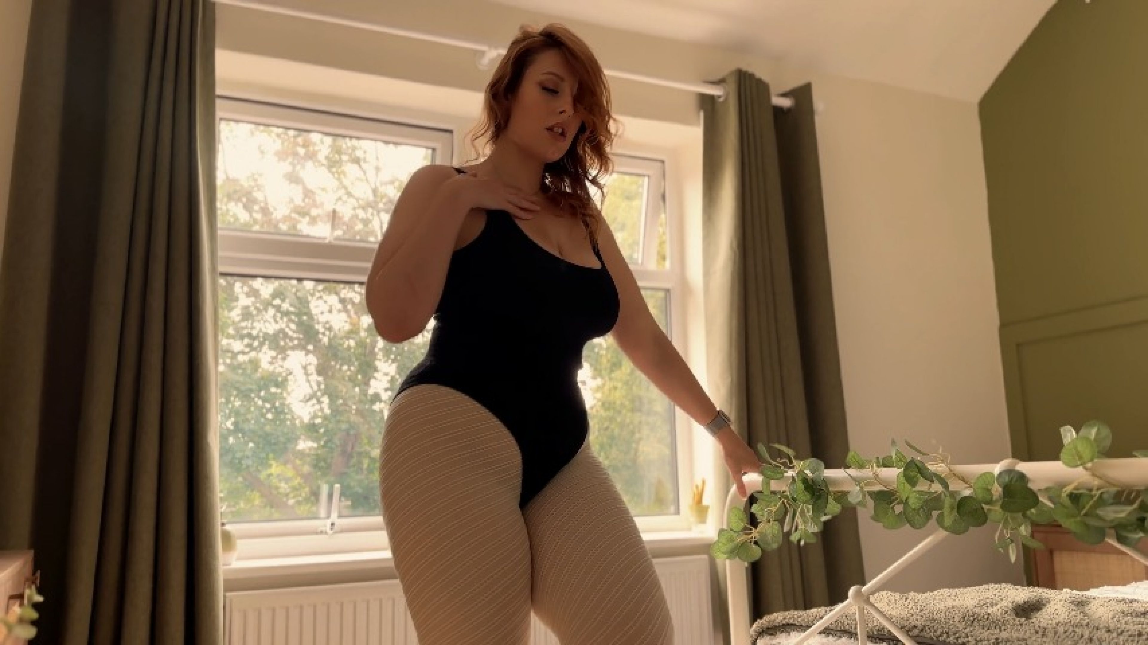 Striptease - Watch me Strip out of my Wolfords