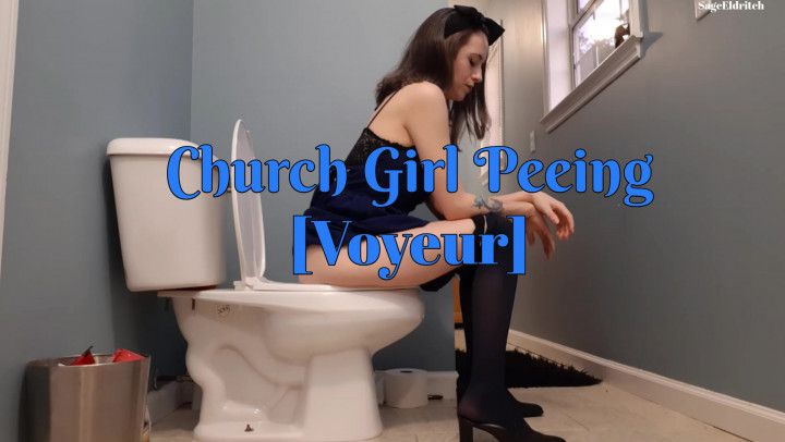 Church Girl Peeing [Voyeur