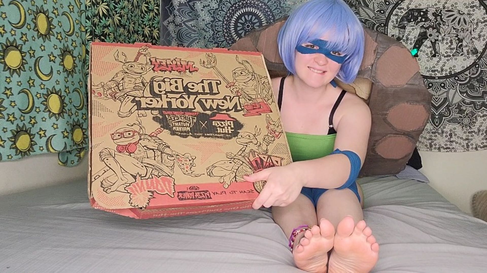 Pizza Mukbang X Ninja Turtles Cosplay Feet Focused