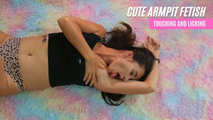 Armpit fetish with hot and horny home girl