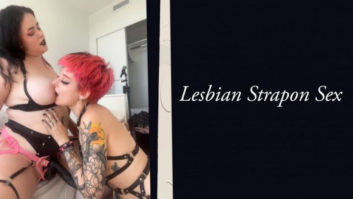 Lesbian Strapon Sex