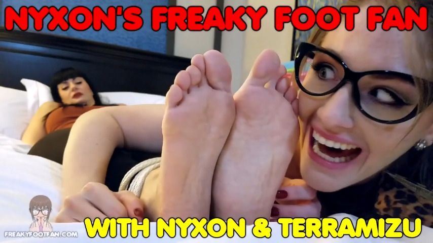 Nyxon's freaky foot fan - Nyxon &amp; Terra