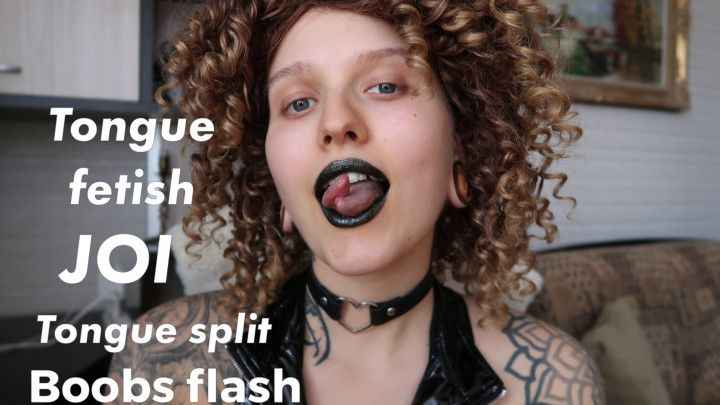 Curly teen tongue split and boobs play