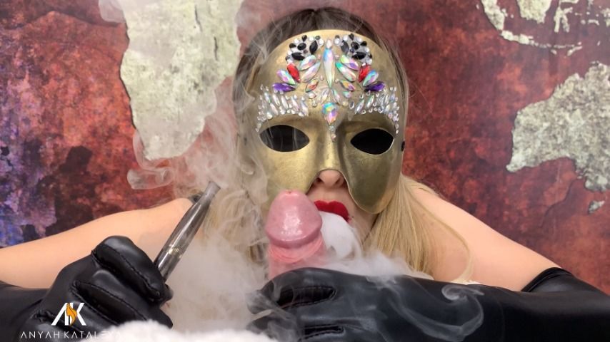 Anyah Kataleya SMOKING Blowjob