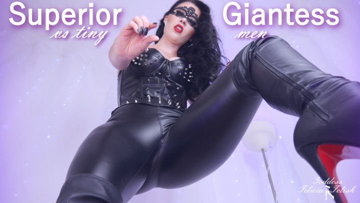 Superior Giantess vs Tiny Men